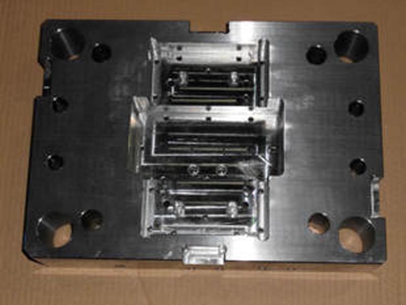 凯里精密塑料模-06